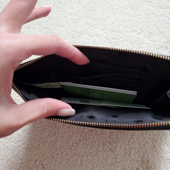 NWT Kate Spade Black Medium L-Zip Cameron Wristlet